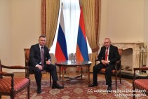 Russian, Armenian emergency situation ministers discuss issues on preventing humanitarian crisis in Karabakh