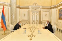 Armenia’s PM launches series of meetings with businessmen (photos)