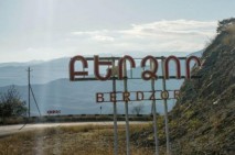 Berdzor mayor says Azeris passed via their road to northern region