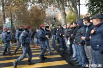 Actions of disobedience held in Armenia’s capital, traffic paralyzed (photos)