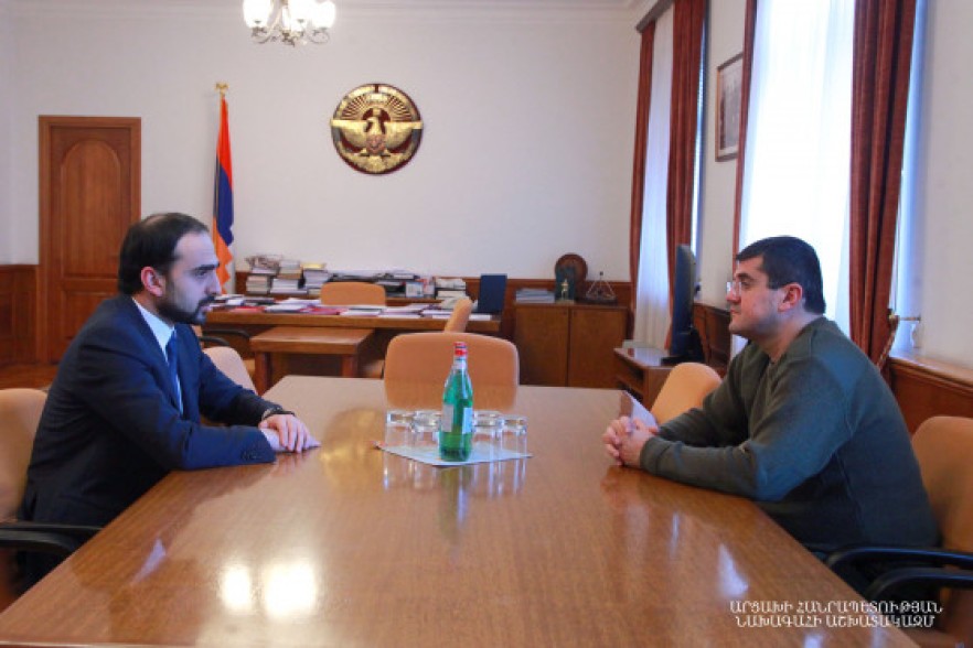 Արայիկ Հարությունյանն ու Տիգրան Ավինյանն Արցախին վերաբերող մի շարք հարցեր են քննարկել