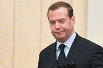 Discussions over Karabakh status should be left for future - Medvedev