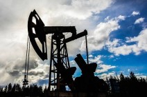 Average oil price expected at $54.2 per barrel in 2021, says European Commission