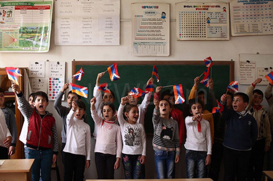 Bright Armenia faction hails decision to make Russian language second official in Artsakh