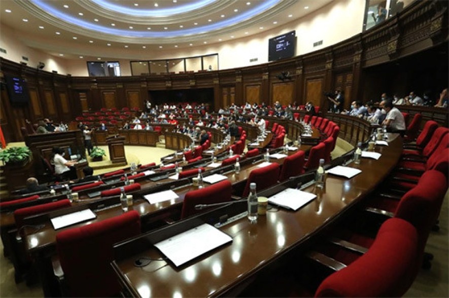 Prosperous Armenia faction initiates NA extraordinary session to annul martial law