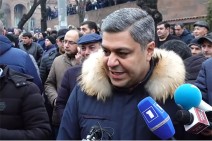 Person on PM’s seat has no power in Armenia, not treated seriously by anyone – Artur Vanetsayn