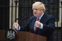 Борис Джонсон заявил о готовности Великобритании принять все матчи Евро-2020