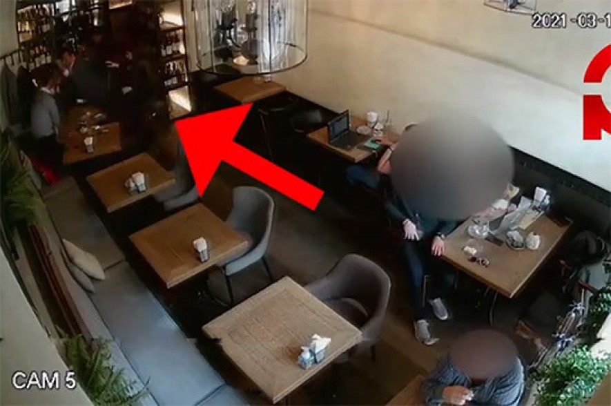 Footage appeared showing Armenia's minister hitting journalist in a Yerevan cafe (video)