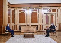 Armenia’s president, PM meet, discuss situation in the country