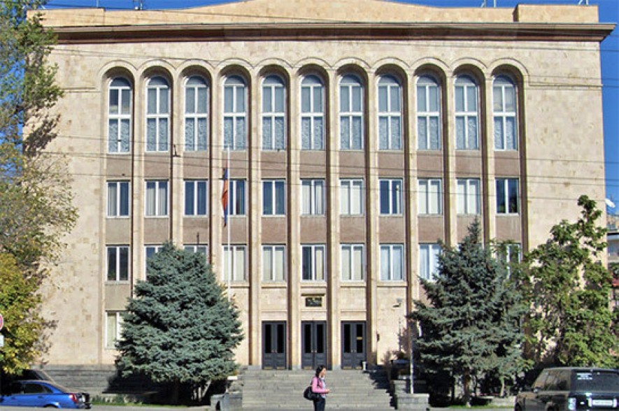 Սահմանադրական դատարանը Ռոբերտ Քոչարյանի դիմումի հիման վրա ՔՕ 300.1 հոդվածը ճանաչեց Սահմանդրությանը հակասող և անվավեր