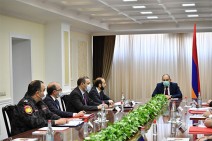 Armenia's PM convenes Security Council session