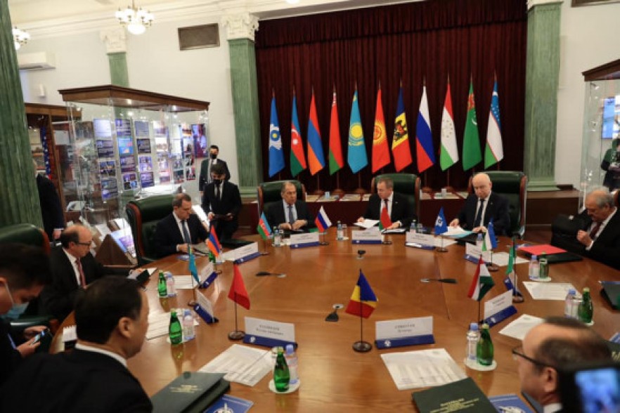 CIS Council of Foreign Ministers' meeting started in a narrow format