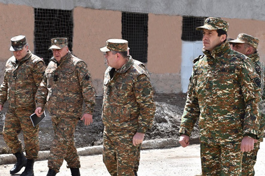 Chief of the General Staff visits eastern military units, instructs commanders work on raising physical, combat and moral-psychological level of the staff