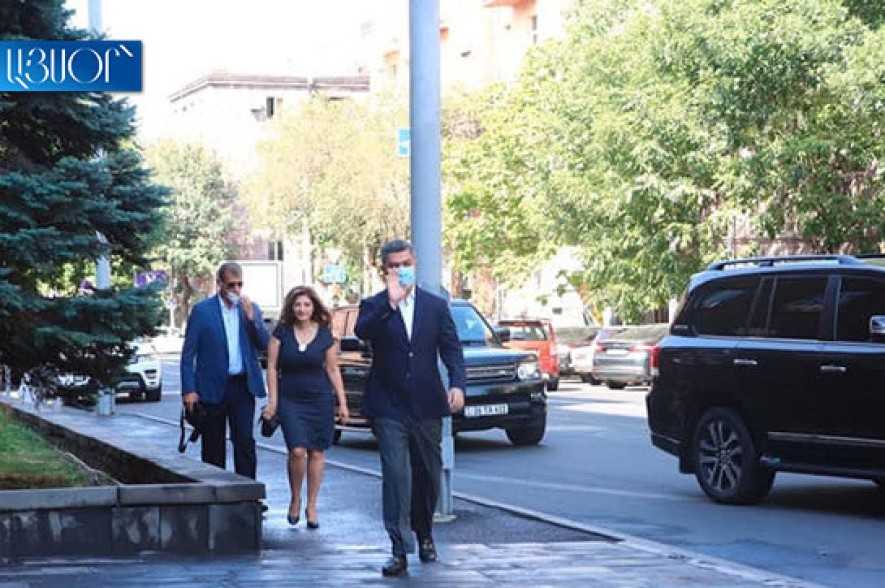 Արթուր Վանեցյանին հրավիրել են բացատրություն տալու. փաստաբանը պնդում է՝ քաղաքական հետապնդում է