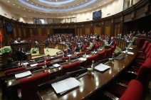 Armenia’s parliament discusses report on April 2016 war at closed session
