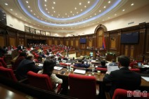 Armenia's parliament to discuss PM's election issue at special session today
