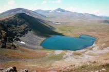 Azeri forces to pull back in Syunik but to leave two border points near Armenian positions