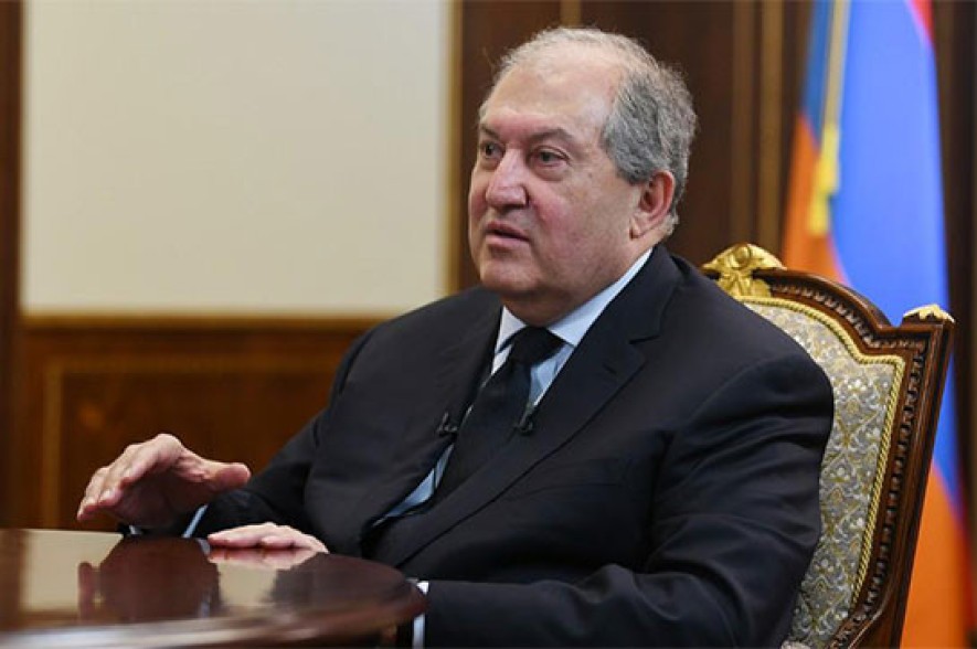 Հորդորում եմ, որ ՀՀ ՊՆ-ն, ԳՇ-ն, ԱԱԾ-ն ձեռնարկեն ամենախիստ միջոցներն ընդդեմ Հայաստանի տարածքային ամբողջականությանը սպառնացող ոտնձգությունների և սահմանային խախտումների. Նախագահ