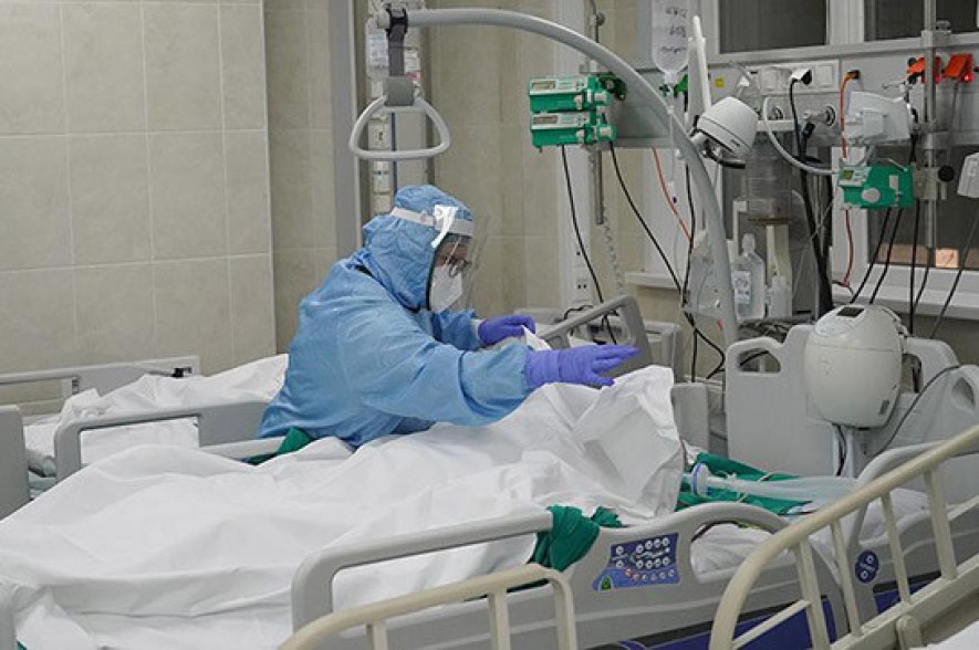 Russia records 17,262 new daily COVID-19 cases, the highest number since Feb 1