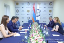 Armenian detainees should immediately be returned from Azerbaijan – Armenia Ombudsman meets EP French deputy