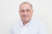 Yerevan court rules to free head of Izmirlyan Medical Center Armen Charchyan