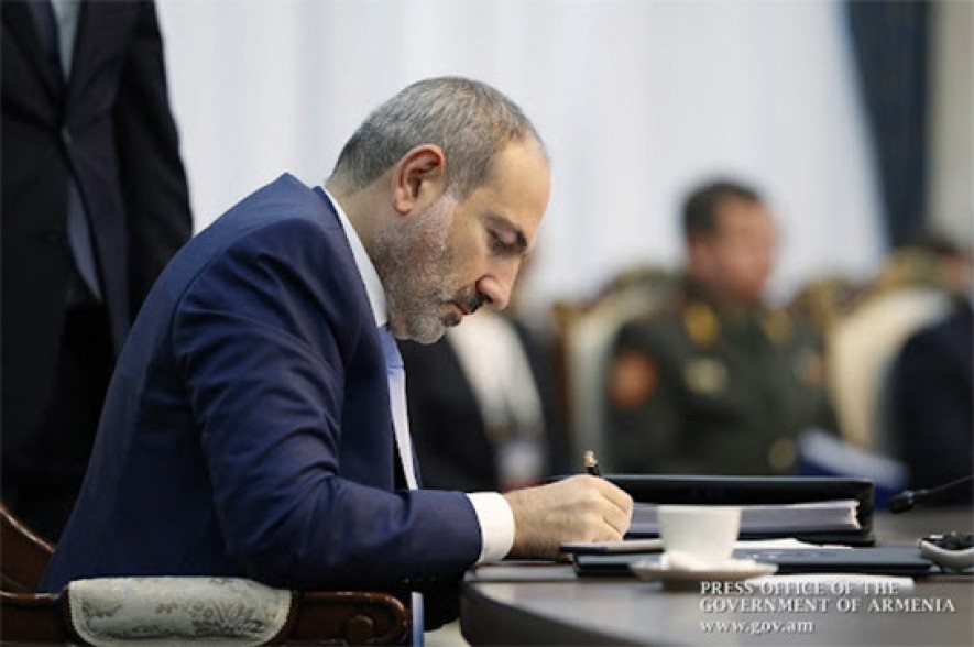 Սուրեն Սահակյանն ազատվել է պաշտպանության նախարարի տեղակալի պաշտոնից