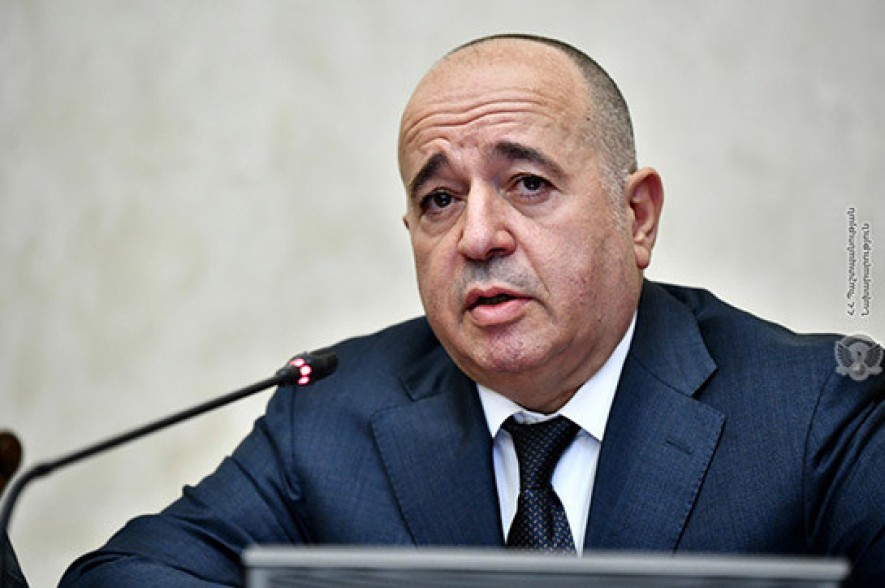 Armenia's first deputy DM leaves for Moscow to meet Russia's Shoygu (168.am)