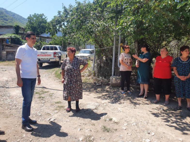 Վիվա-ՄՏՍ. Սահմանապահ Ոսկեպարը գրեթե ամբողջությամբ լուսավորվել է