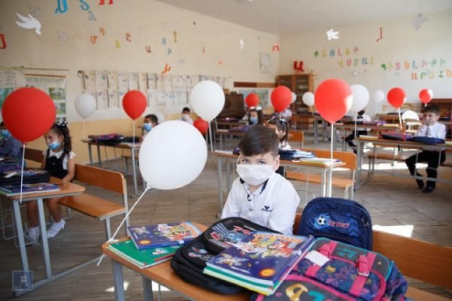 Դպրոցներում ուսուցումը կիրականացվի օրումեջ. փոխնախարար