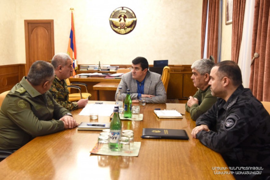 Президент Карабаха посовещался с руководителями силовых структур, даны поручения
