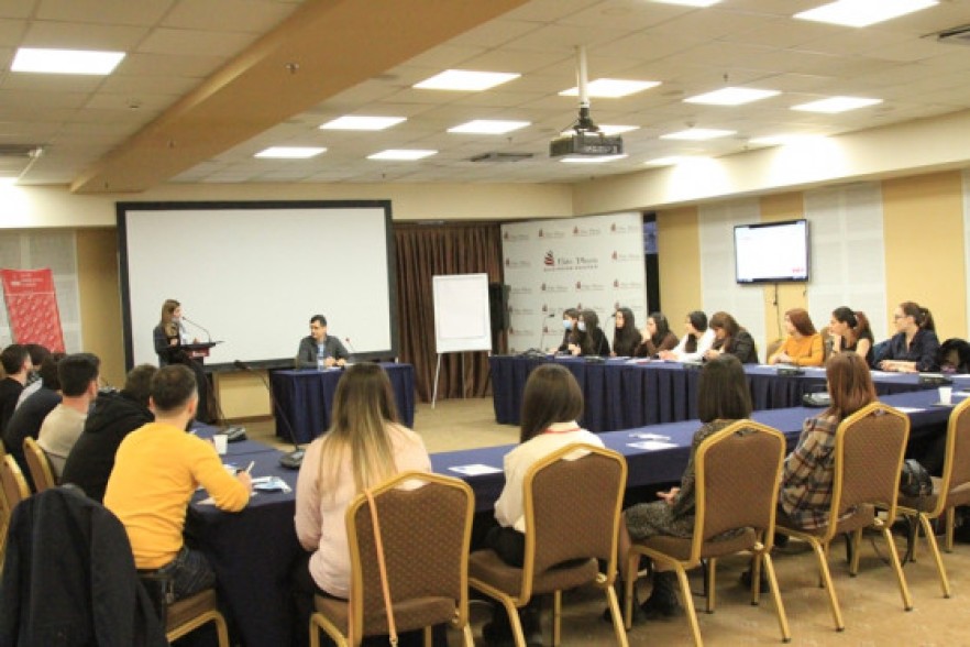 Ralph Yirikian shares the experience of business leadership and management of Viva-MTS to the students of the First Business School
