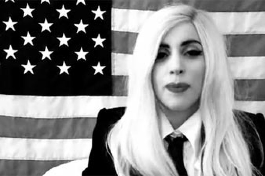 Lady Gaga публично заступилась за геев: митинг через YouTube 