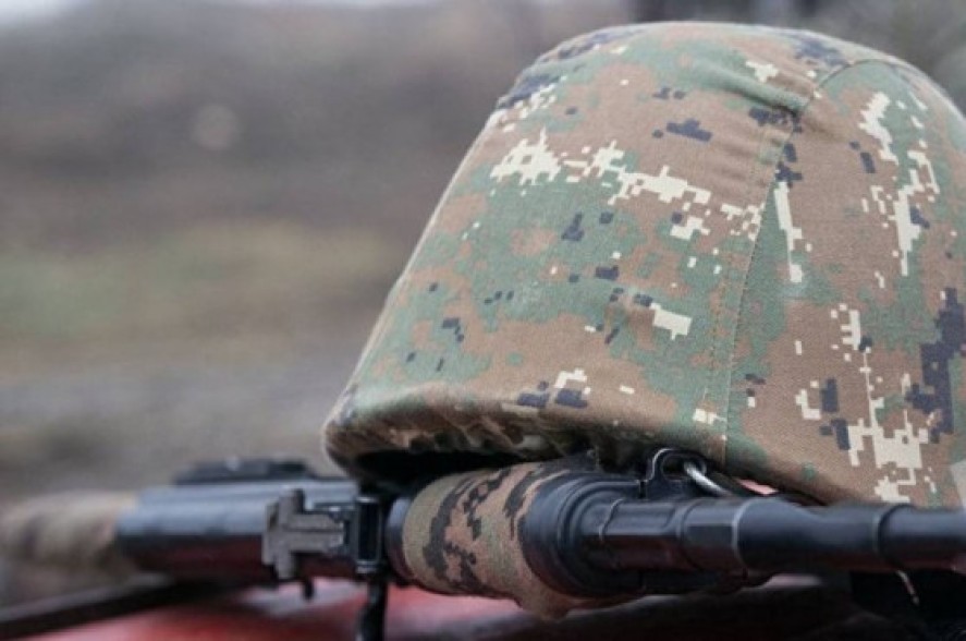 Один военнослужащий в Карабахе погиб, еще восемь ранены в результате ударов азербайджанскими беспилотниками