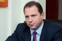 Давид Тоноян продолжает оставаться под арестом без какого-либо правового основания – заявление