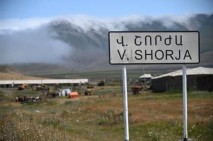 ВС Азербайджана в 8:00 применили артиллерию в направлении села Верин Шоржа