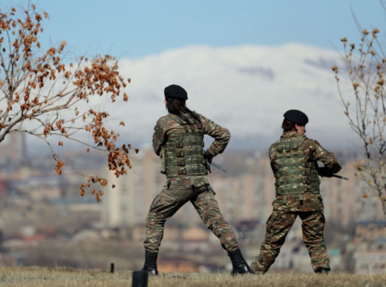Հայաստանում կանայք, ըստ ցանկության, կանցնեն զինվորական պատրաստություն