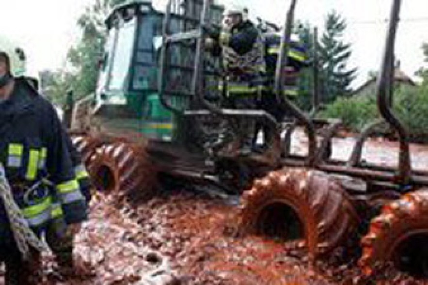 В Венгрии число жертв экологической катастрофы достигло 9 человек