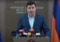 Единственное, что должны сделать это правительство и его руководитель, подать в отставку и уйти – Тигран Абрамян