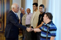 Ваагн Хачатурян принял представителей организации «Армянские Специальные Олимпиады»