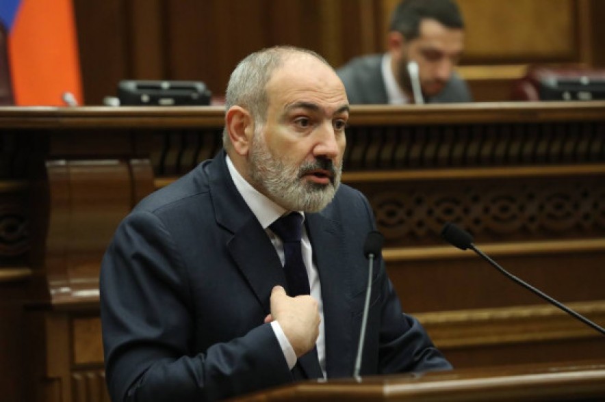 Եթե մենք հայտարարենք, որ սա մեր կադաստրի թուղթն է, նշանակում է՝ մենք հայտարարում ենք` ոչնչացրեք մեզ. Նիկոլ Փաշինյանը` գերբի մասին