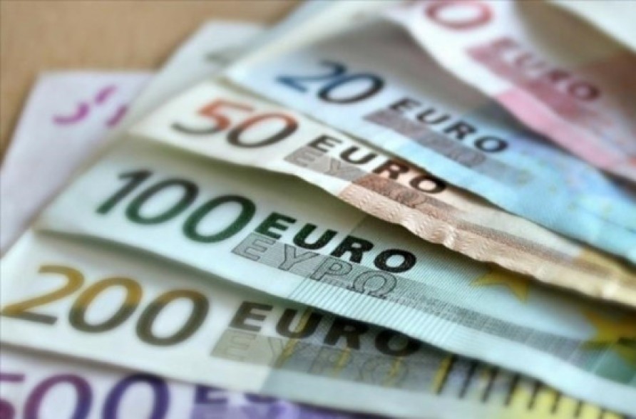 Курс евро в Армении поднялся до 430 драмов