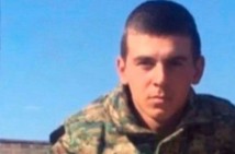 Получивший тяжелое ранение в районе Сотка солдат Нарек Погосян выписался из больницы