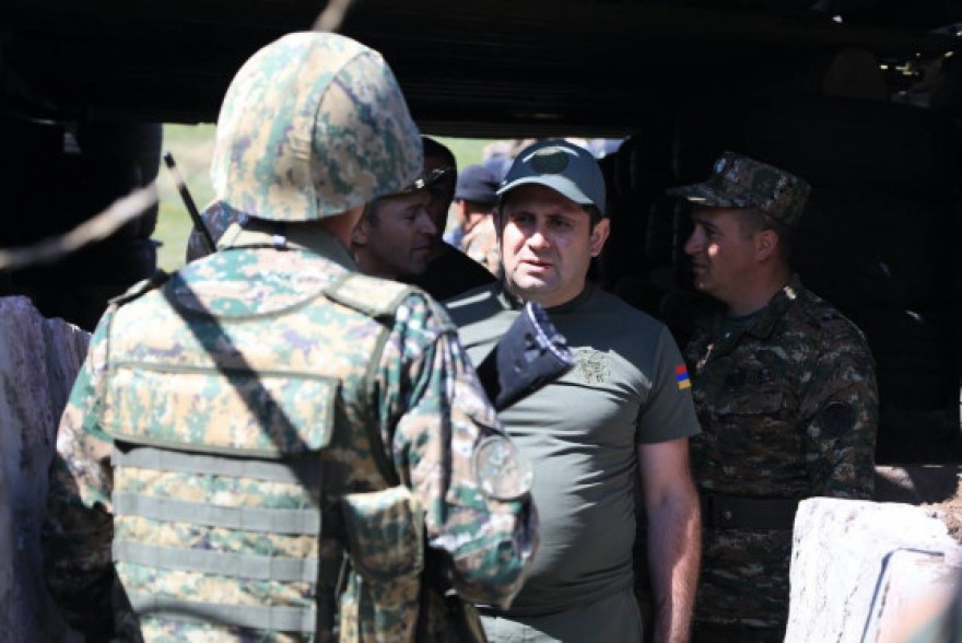 Сурен Папикян: Мы инициировали процесс по смене военной формы