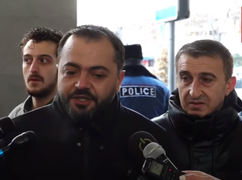 «Գոյ» թատրոնը միավորելու մասին ծանուցման տեքստը ԿԳՄՍՆ-ն ուղարկել է մտքային, կետադրական սխալներով, սա տարրական անգրագիտություն է. Սամվել Թոփալյան