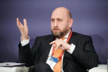 Председатель ЦБ Армении в Вене коснулся колебаний инфляции