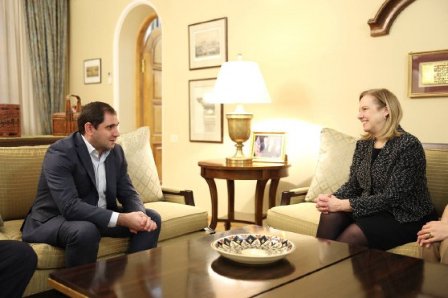 Папикян и посол США обсудили вопросы, связанные с армяно-американским сотрудничеством в сфере обороны