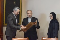 ՀՀ-ում Իրանի դեսպանն ու մշակույթի կցորդն այցելել են Մատենադարան