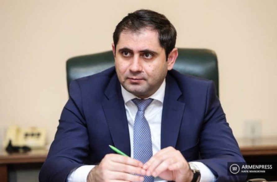 «Հիմա չեմ ուզենա անդրադառնալ»․ Պապիկյանը չմանրամասնեց՝ որ երկրներից են զենք գնելու, բայց վստահեցրեց՝ «ձեռք ենք բերել նոր գործընկերներ՝ տարբեր խոշոր գերտերություններ»