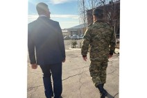 Тигран Абрамян посетил Отдельную бригаду связи