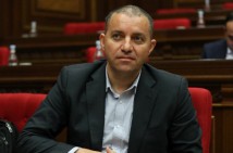 Ваан Керобян освобожден от должности министра экономики Республики Армения